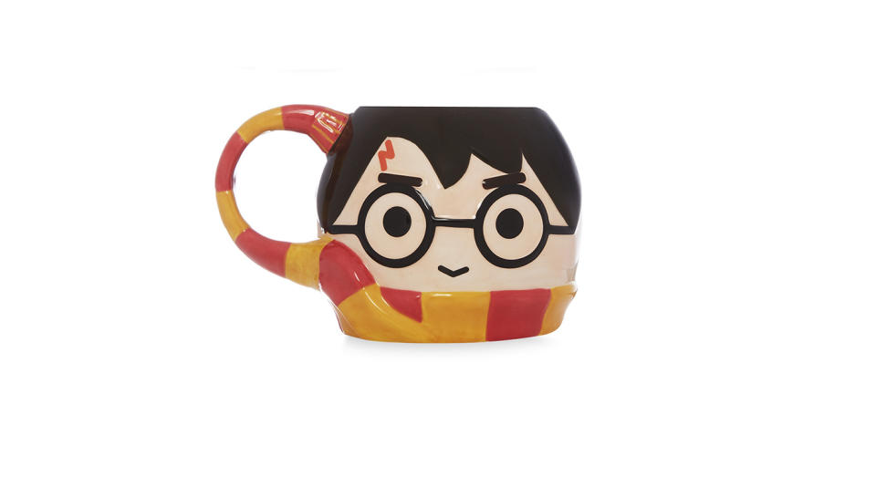 <p><em><a rel="nofollow noopener" href="https://www.primark.com/en/product/harry-potter-mug,N35397172150950" target="_blank" data-ylk="slk:Primark;elm:context_link;itc:0;sec:content-canvas" class="link ">Primark</a>, £6</em> </p>