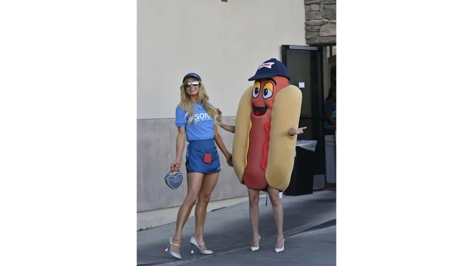 Paris Hilton and Nicole Richie work at Sonic Drive-In while filming scenes for their new show