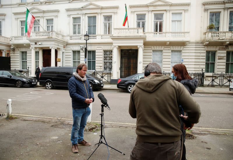 Richard Ratcliffe protests outside Iranian Embassy in London