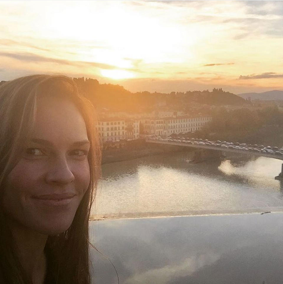 Hilary Swank may have been visiting Italy to check out the factories where her new activewear line is produced, but the star also squeezed in some sightseeing time and a picturesque outing on horseback. 