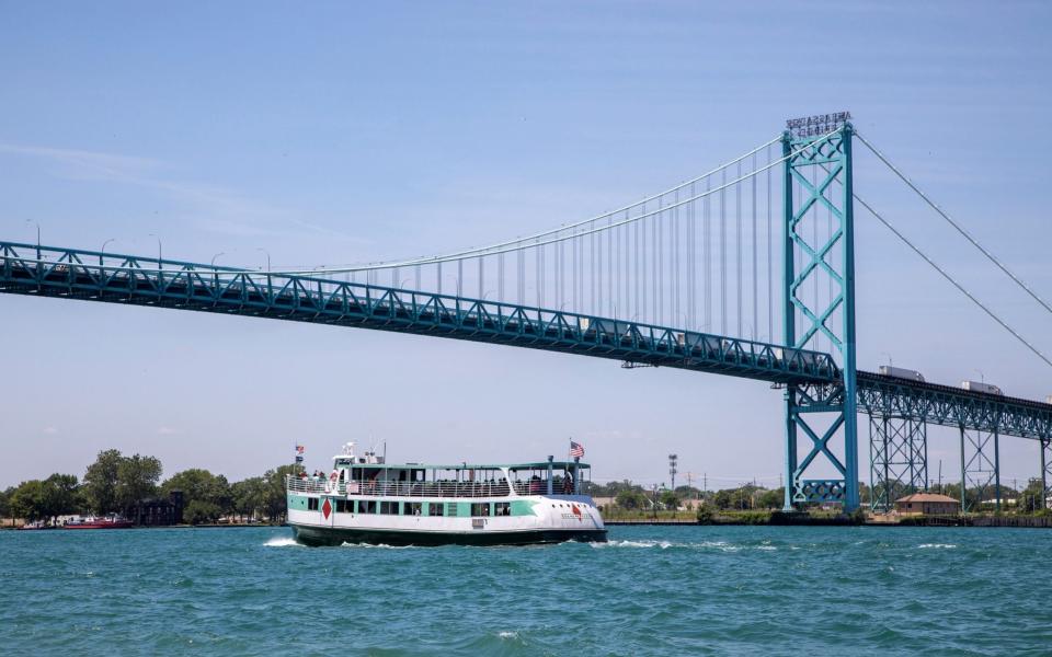 A suspension bridge - Carlos Osorio/REUTERS