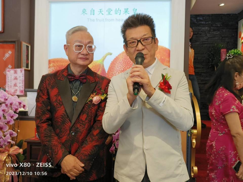 肌優谷診所院長吳中原推崇林宏展董事長、總經理林韡儒伉儷長期默默贊助網球運動並積極從事公益活動。
