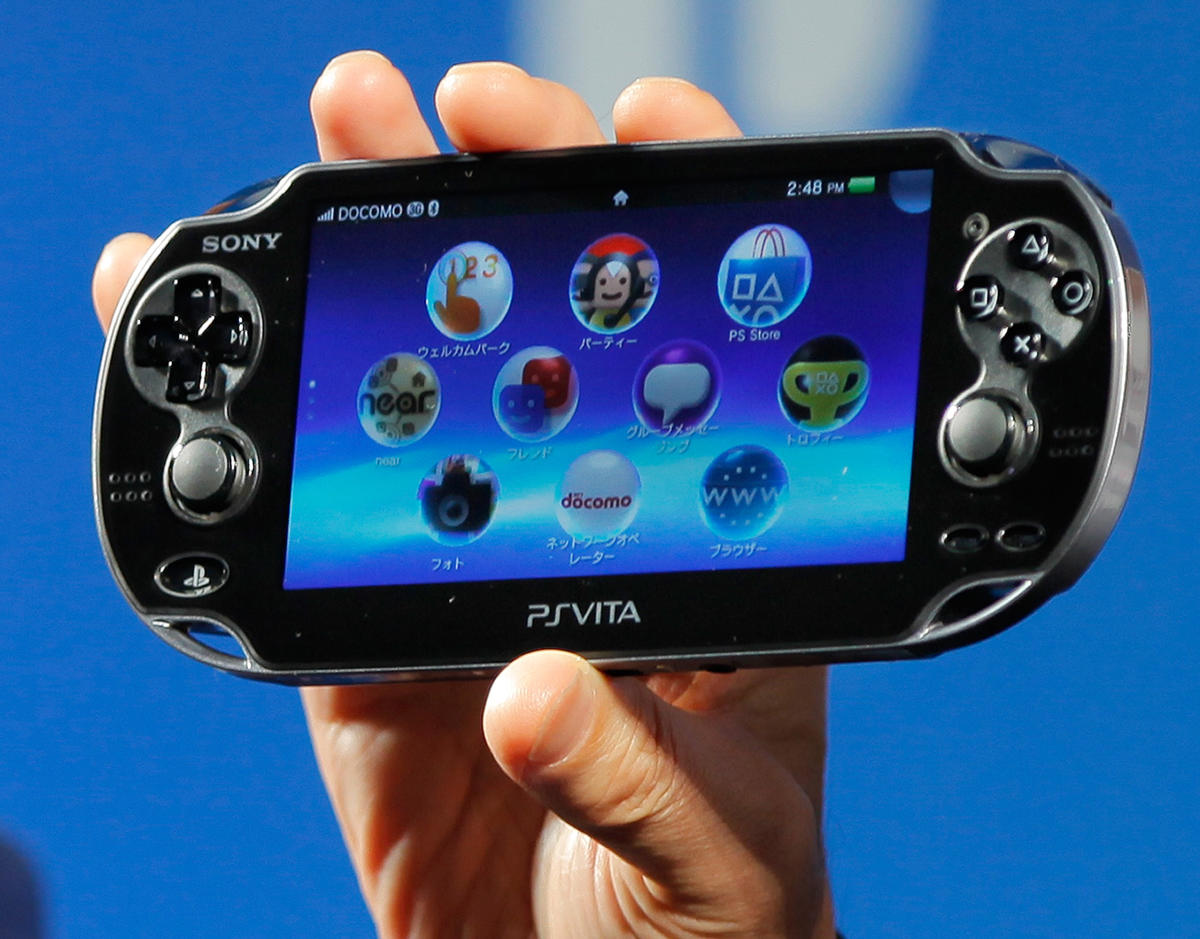 Sony will continue selling PSP games on the PS3, Vita stores