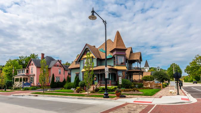 Algonquin, USA - September 30, 2019 : Street view in Algonquin Town of Illinois.