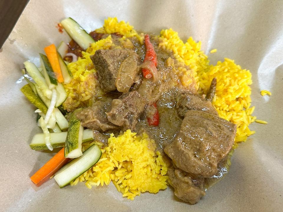 For those who miss the simple flavours of Terengganu, this Nasi Minyak Gulai Daging will hit the spot with the ghee rice paired with the chunks of tender beef and creamy 'gulai'.