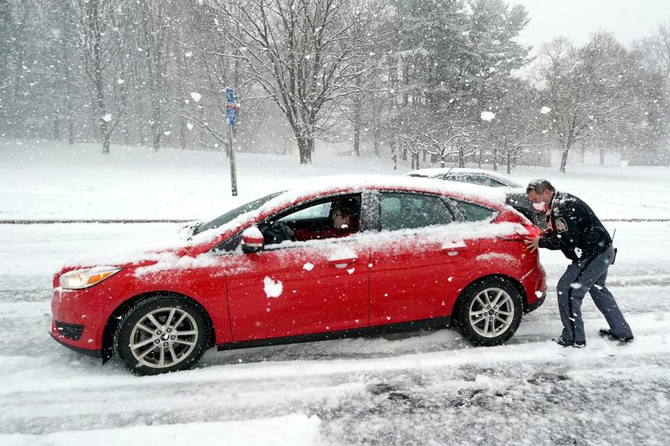 Incredible Photos from the Overnight Snowstorm That Hit the East Coast