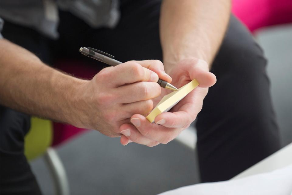 Firmen, die kreative Lösungen suchen, setzen immer häufiger auf Methoden von Design Thinking. Das kann klappen – aber auch nach hinten losgehen.