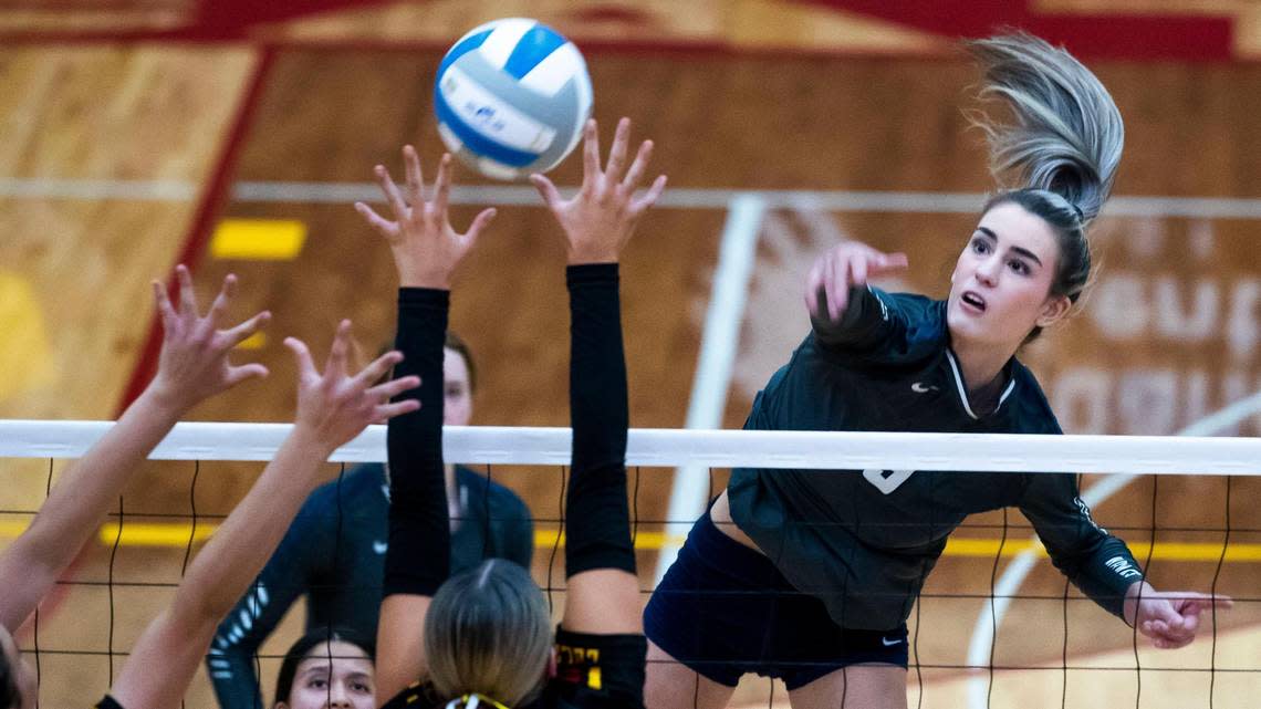 Skyview outside hitter Alex Acevedo, right, was voted the 4A SIC Player of the Year by the league’s coaches.