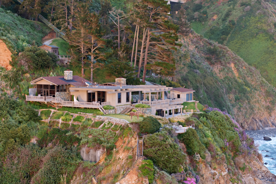 Perched on a cliffside surrounded by a private 44 acres, Bien Sur is for sale for $21.5 million.