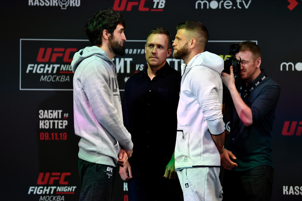 MOSCOW, RUSSIA - NOVEMBER 07:  (L-R) Zabit Magomedsharipov of Russia and Calvin Kattar face off during UFC Fight Night Ultimate Media Day at Arbat Hall on November 7, 2019 in Moscow, Russia. (Photo by Jeff Bottari/Zuffa LLC via Getty Images)