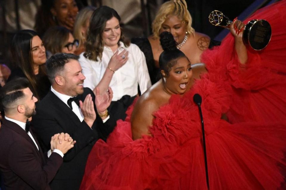 Lizzo se alzó con un Emmy por 