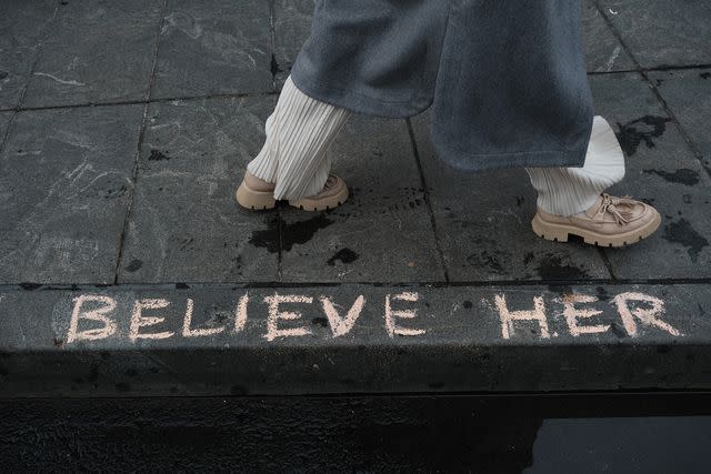 Spencer Platt/Getty The sidewalk outside of the courthouse during E. Jean Carroll's trial against Donald Trump