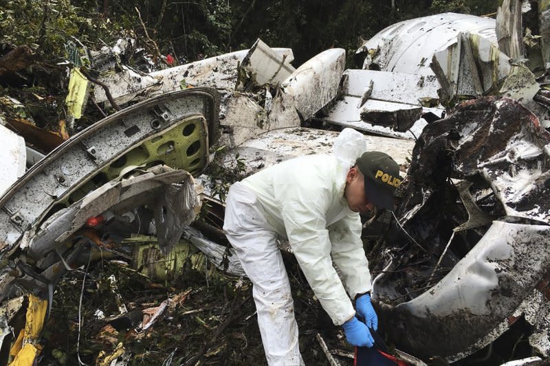 巴西甲級足球聯賽球隊「查比高恩斯隊」（Chapecoense）遭遇空難，震驚全球體壇（AP）