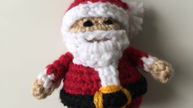 crochet christmas ornaments santa