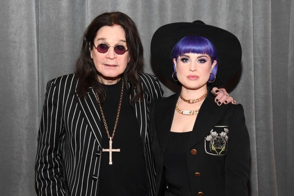 <p>Ozzy's kid Kelly Osbourne was born 10-27-1984. </p><p>Also on this day: <br>John Cleese <br>Roberto Benigni </p>