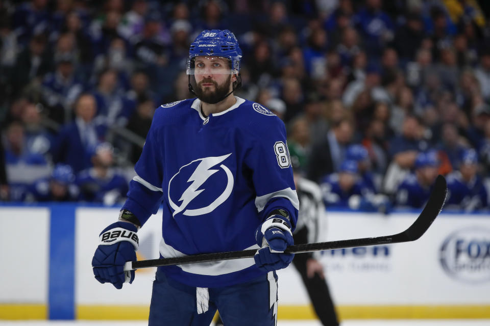 TAMPA, FL - DECEMBER 19: Tampa Bay Lightning right wing Nikita Kucherov (86) in the 2nd period of the NHL game between the Dallas Stars and Tampa Bay Lightning on December 19, 2019 at Amalie Arena in Tampa, FL. (Photo by Mark LoMoglio/Icon Sportswire via Getty Images)
