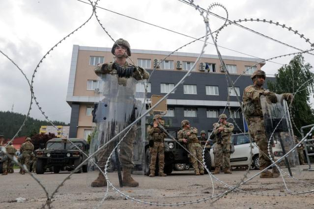 NATO soldiers injured in Kosovo clashes with Serb protesters