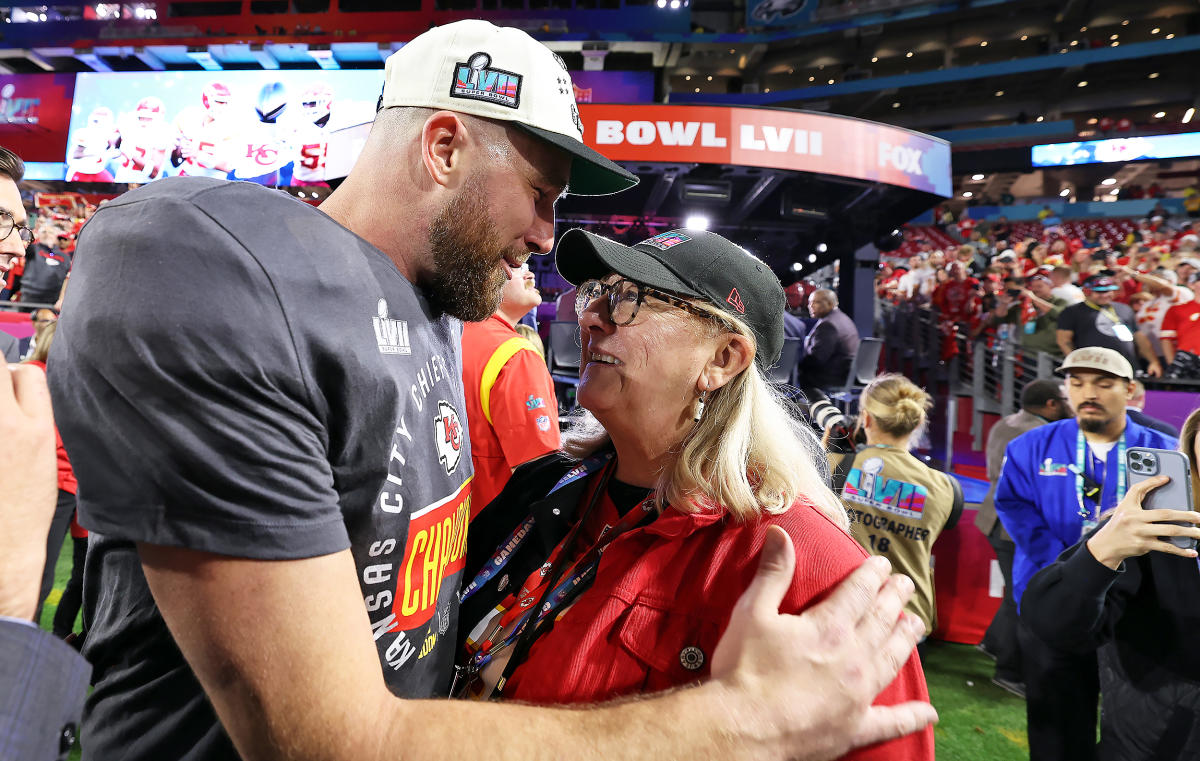 Kelce brothers, and parents, brace for 'emotional' Super Bowl - Los Angeles  Times