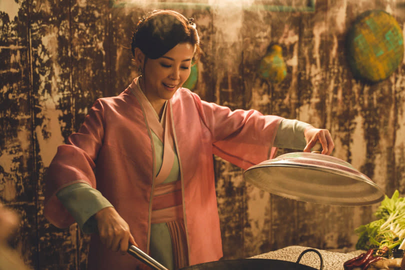 方馨在《孟婆客棧》飾演廚娘。（圖／公視台語台）