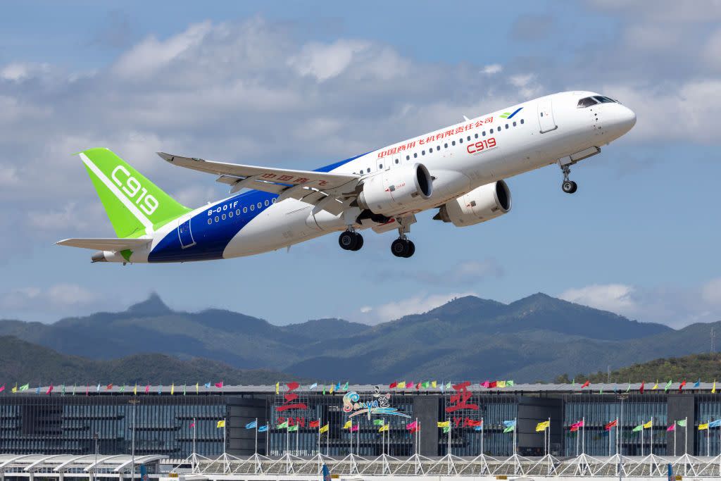 china's c919 aircraft continues verification flight to sanya