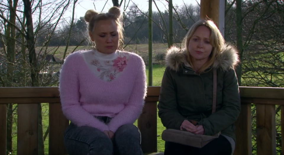 Tracy and Vanessa talk about Vanessa's cancer diagnosis.