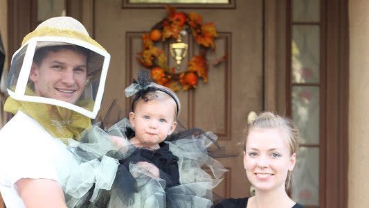 beehive pregnant halloween costumes