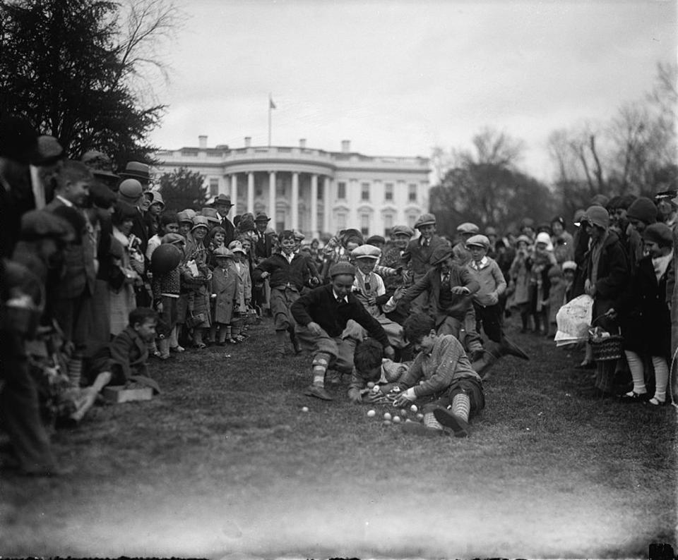 <p>Easter Egg Rolling at the White House in Washington, April 1, 1929. (Photo: Science History Images) </p>