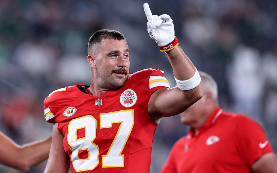 EAST RUTHERFORD, NEW JERSEY - OCTOBER 01: Travis Kelce #87 of the Kansas City Chiefs looks on prior to the game New York Jets at MetLife Stadium on October 01, 2023 in East Rutherford, New Jersey. (Photo by Dustin Satloff/Getty Images)