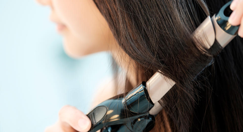 Toni & Guy's Deep Barrel Waver hair curling tong is on sale on Amazon.  (Getty Images)