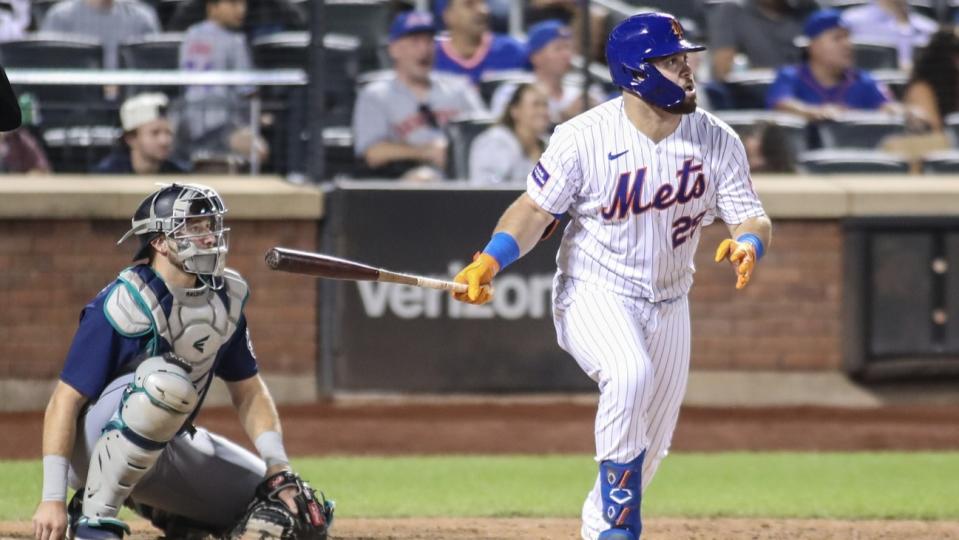 Sep 2, 2023; New York City, New York, USA; New York Mets right fielder DJ Stewart (29) hits a three run home run in the fourth inning against the Seattle Mariners at Citi Field.