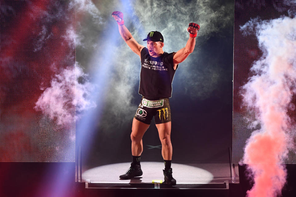 SAITAMA, JAPAN - DECEMBER 29: Michael Chandler enters the ring  during the Bellator Japan - Fedor v Rampage at Saitama Super Arena on December 29, 2019 in Saitama, Japan. (Photo by Masashi Hara/Getty Images)