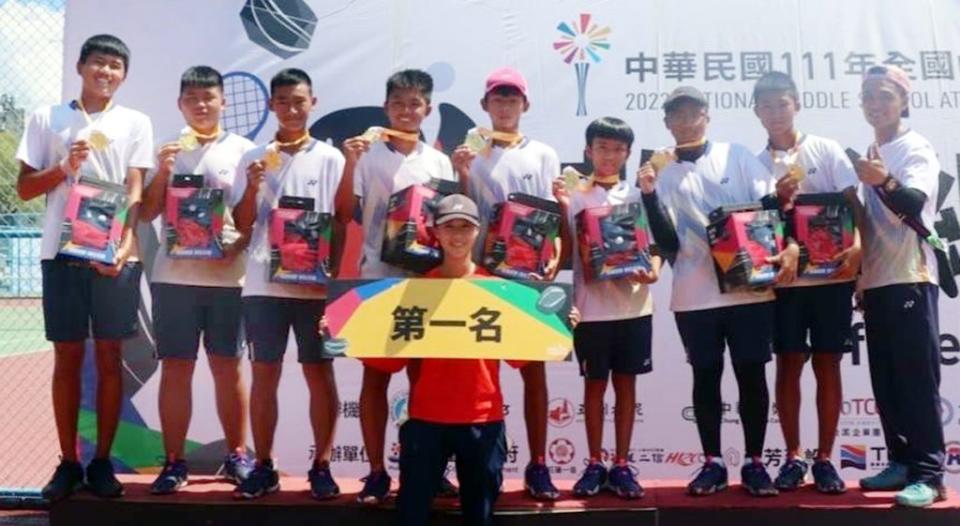 台南市南寧高中在全中運軟網國男組團體賽奪冠。（台南市政府提供）