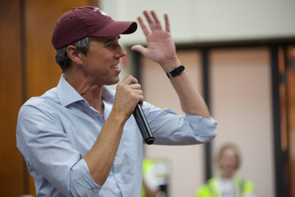 Beto O'Rourke closes his college tour in his hometown at University of Texas at El Paso.