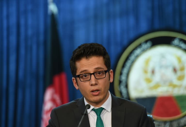 Deputy presidential spokesman Zafar Hashimi speaks during a press conference in Kabul on July 29, 2015 as the Afghan government investigates reports of the death of Taliban supremo Mullah Omar