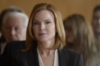 Eine derart vielschichtige Rolle wie Bree Van de Kamp konnte Marcia Cross nach dem Ende von "Desperate Housewives" nicht mehr ergattern. Die 58-Jährige war in drei Staffeln in der Thriller-Serie "Quantico" (Bild) als (Vize-)Präsidentin Claire Haas zu sehen. (Bild: Philippe Bosse / 2015 ABC Studios)