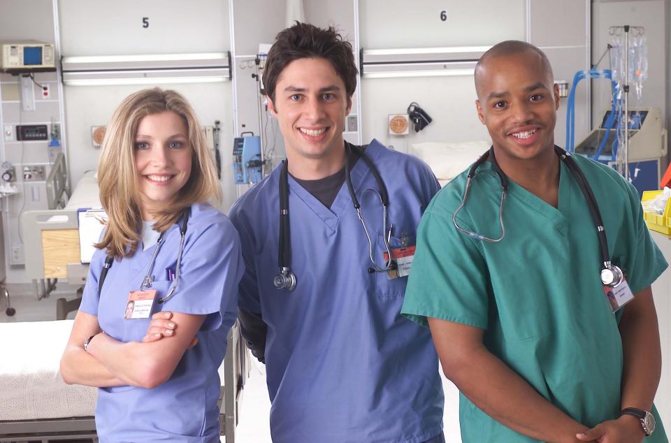 Sarah Chalke, Zach Braff, Donald Faison in Season 1 of "Scrubs."