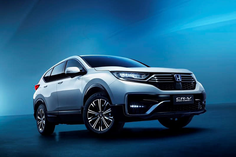 CR-V PHEV擁有汽油引擎145匹馬力與電動馬達90.5匹動力，及80公里純電行駛里程。