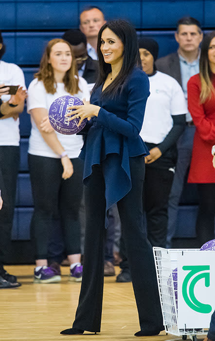 meghan-markle-basketball