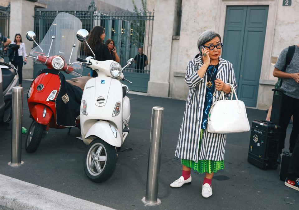 The best beauty looks—think sharp-as-a-knife center parts and electric bobs—from Phil Oh’s street style darlings at Milan Fashion Week.