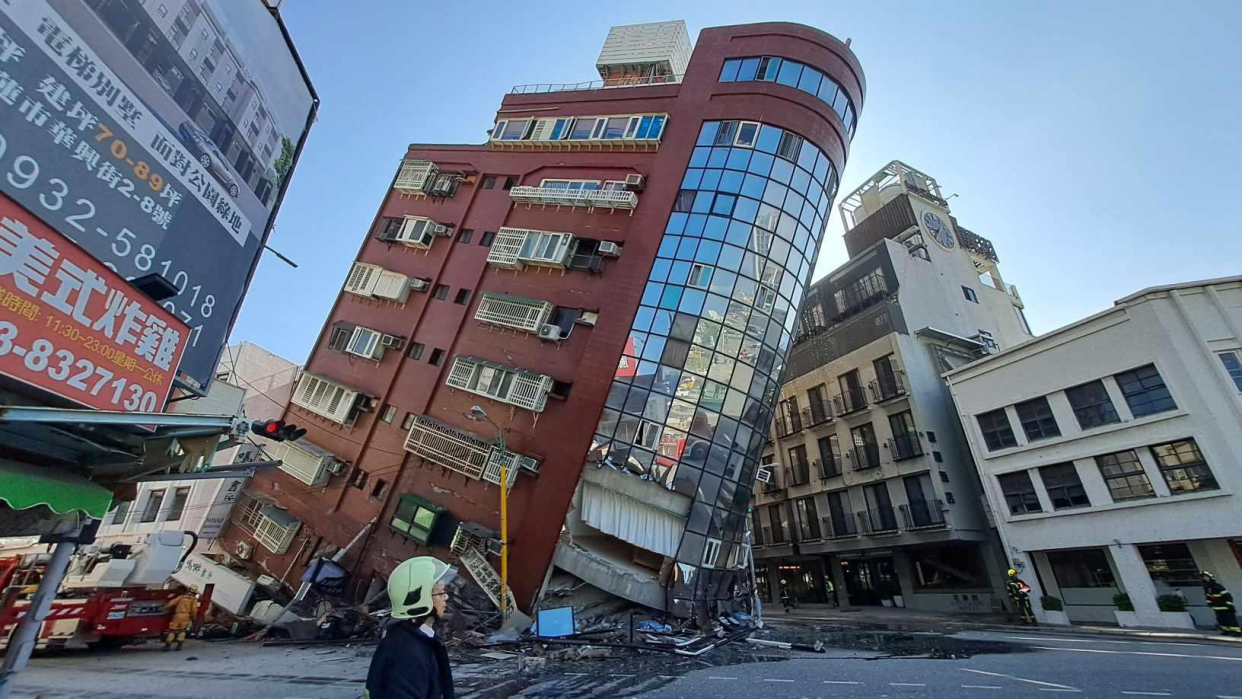  Building in Taiwan partially collapsed in earthquake. 