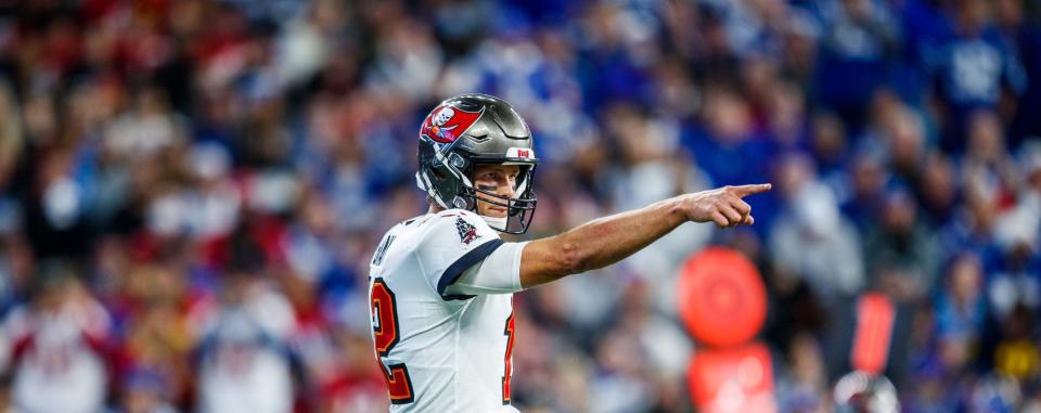 Tampa Bay Buccaneers quarterback Tom Brady (12) points out a defensive rusher Sunday, Nov. 28, 2021, during a game against the Indianapolis Colts at Lucas Oil Stadium. 