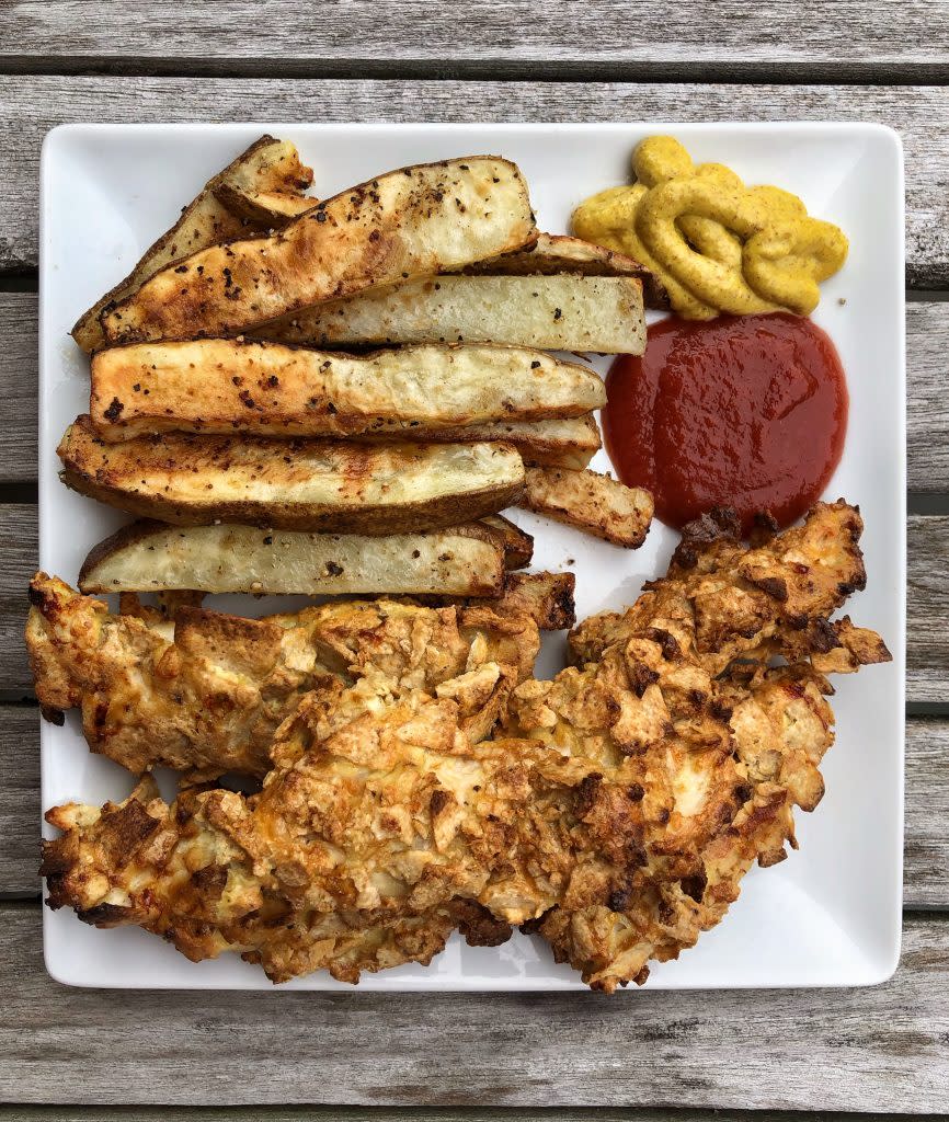 Chicken fingers and french fries made with an air fryer.<br>(Credit: @FreckledFoodie)