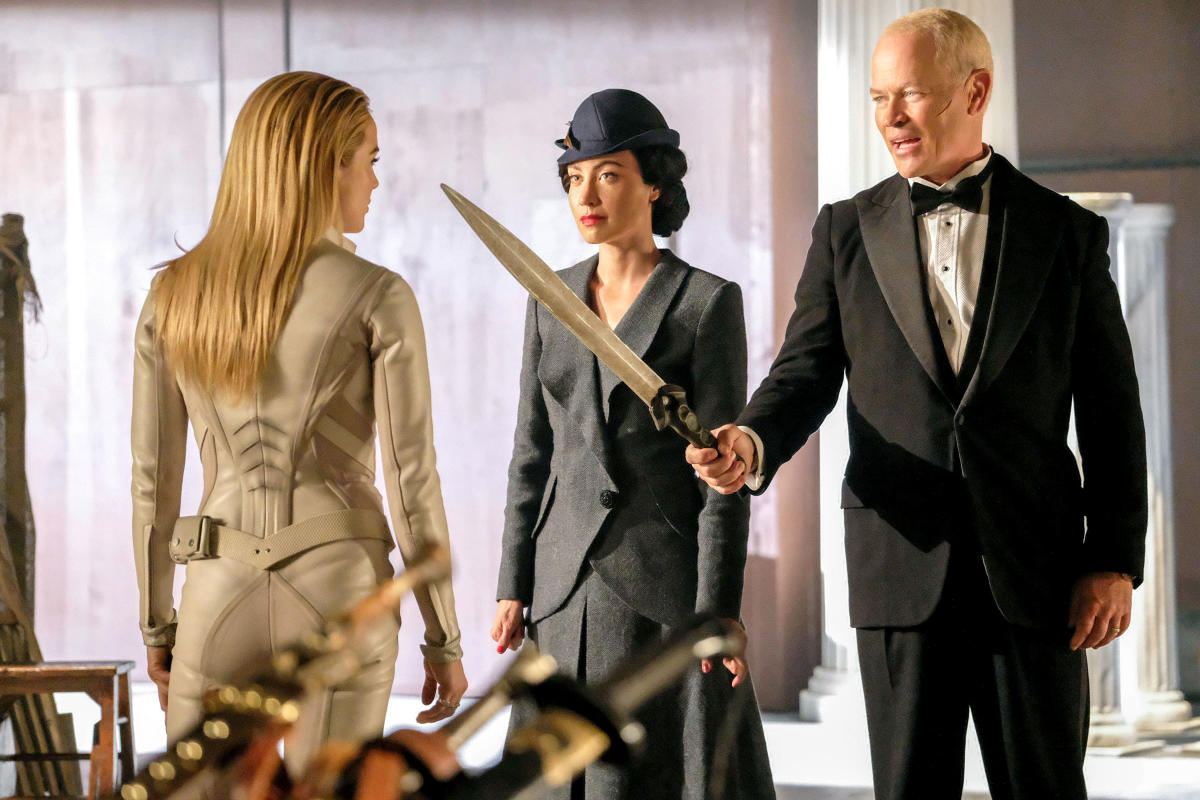 Legends of Tomorrow: Damien Darhk returns