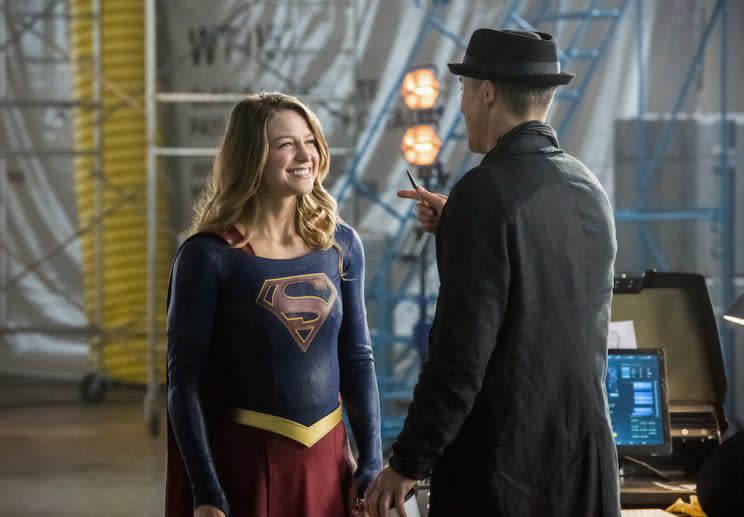 Melissa Benoist as Supergirl and Tom Cavanagh as Harrison Wells (Credit: The CW)