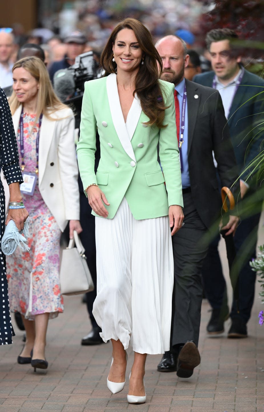 london, england july 04 catherine, princess of wales attends day two of the wimbledon tennis championships at all england lawn tennis and croquet club on july 04, 2023 in london, england photo by karwai tangwireimage