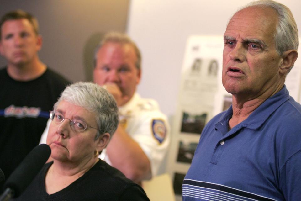 Richard Quimby, right, and his wife, Anne, answer questions during a press conference at Townsend police headquarters  in Townsend, Mass., Tuesday, June 22, 2004.