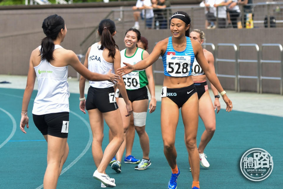 Lu Liyao (right)