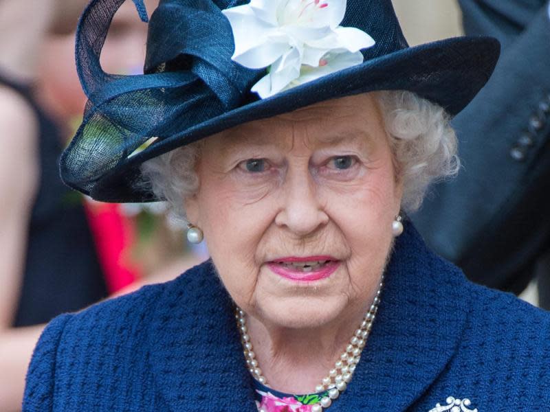 Aufregung umsonst - Queen Elizabeth geht es gut. (Bild: dpa)