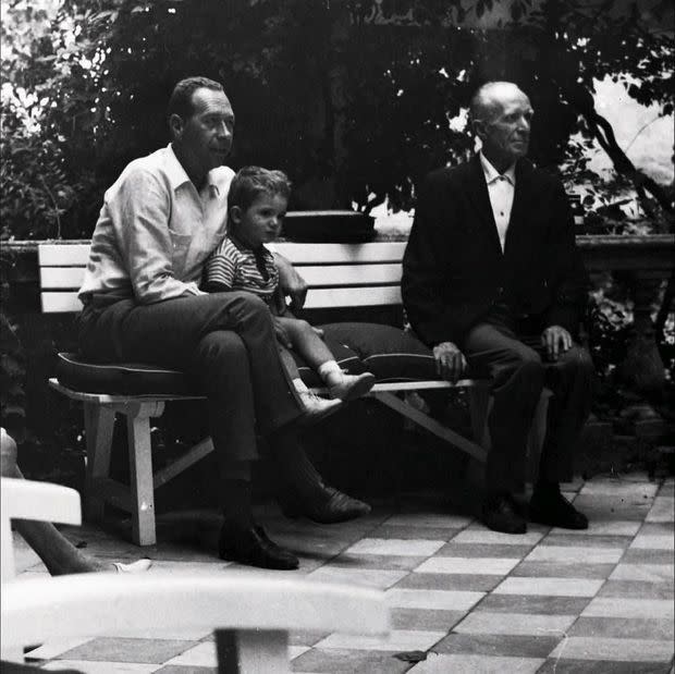 Les trois premières générations : le fondateur, Gabriel Farnet, son gendre Étienne Matton et François, son petit-fils cadet, dans les années 1970.