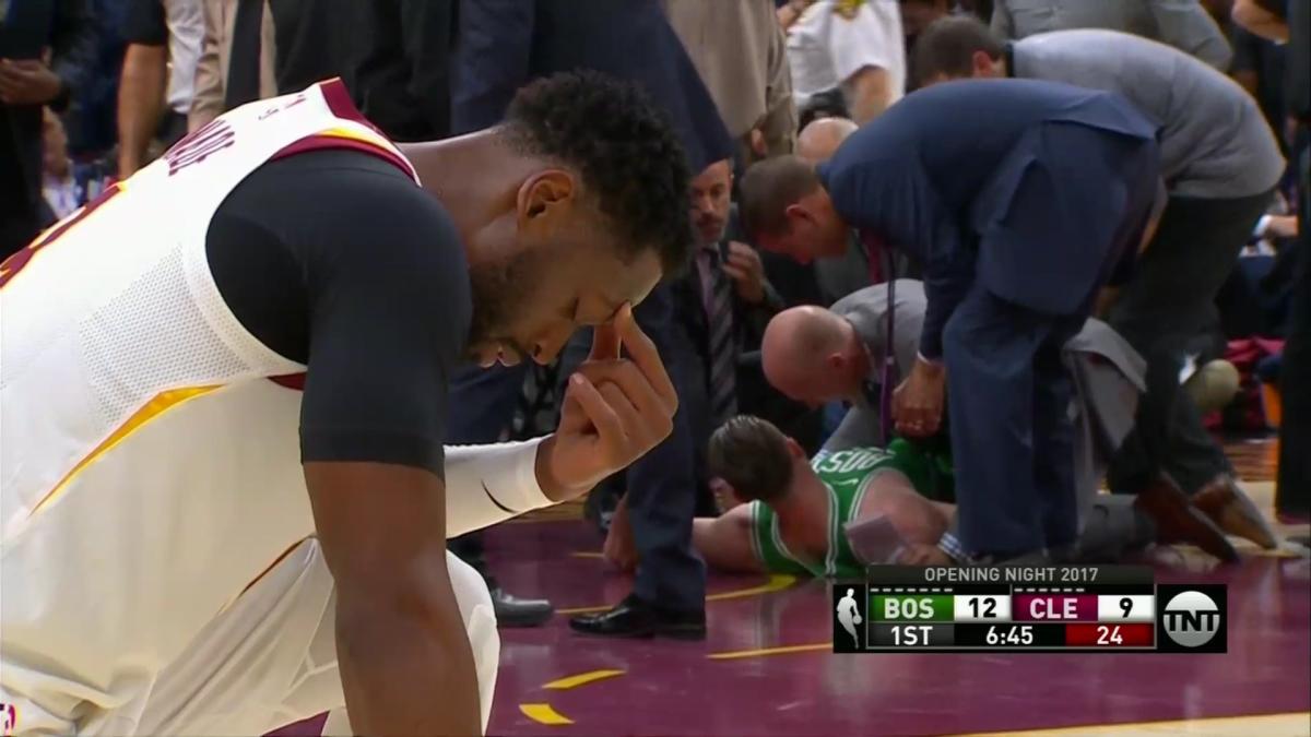 Gordon Hayward horrific leg injury - Cleveland Cavaliers vs